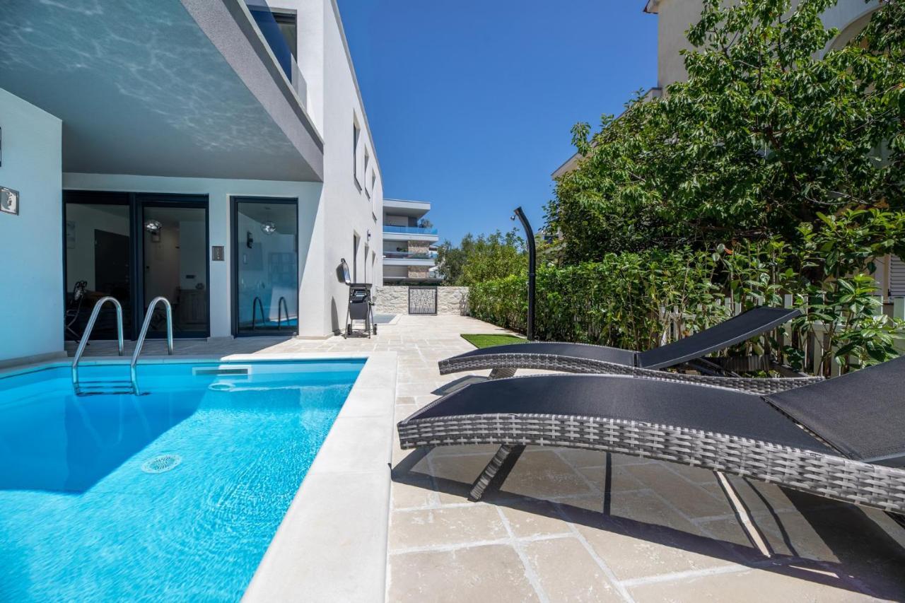Luxury Villa Adria Apartments Крк Экстерьер фото