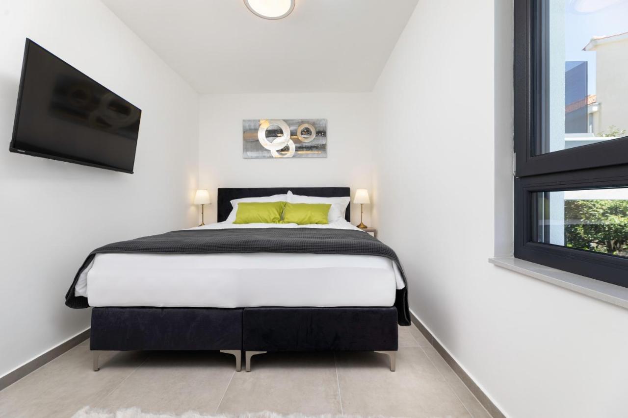 Luxury Villa Adria Apartments Крк Экстерьер фото