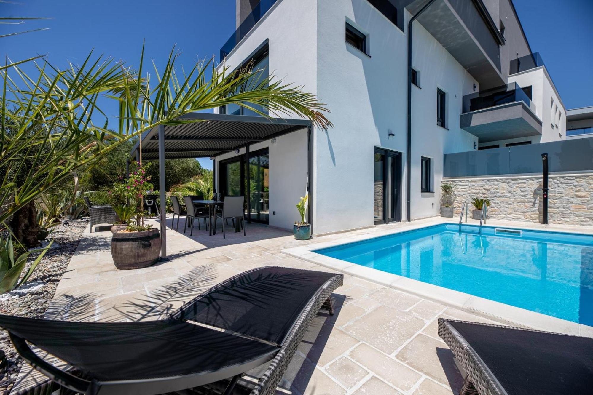 Luxury Villa Adria Apartments Крк Экстерьер фото
